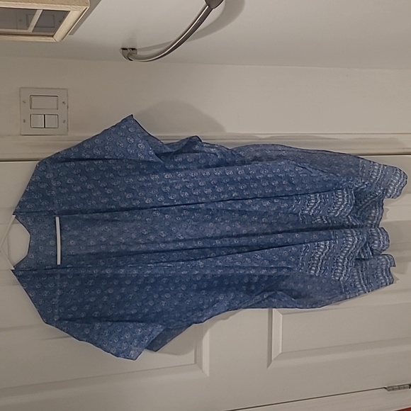 Sheer summer weight ruana - Picture 1 of 3